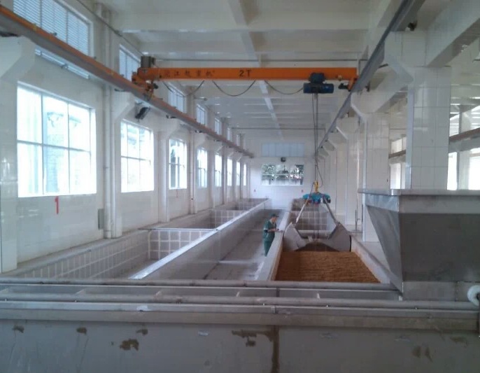 1.1、第一代：豆瓣抓斗起重機(jī).jpg