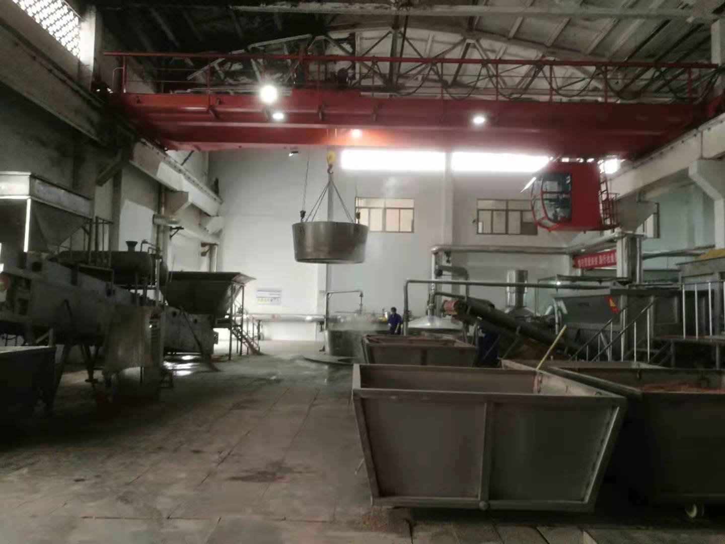 1.2、第一代：吊鉤抓斗兩用起重機(jī).jpg