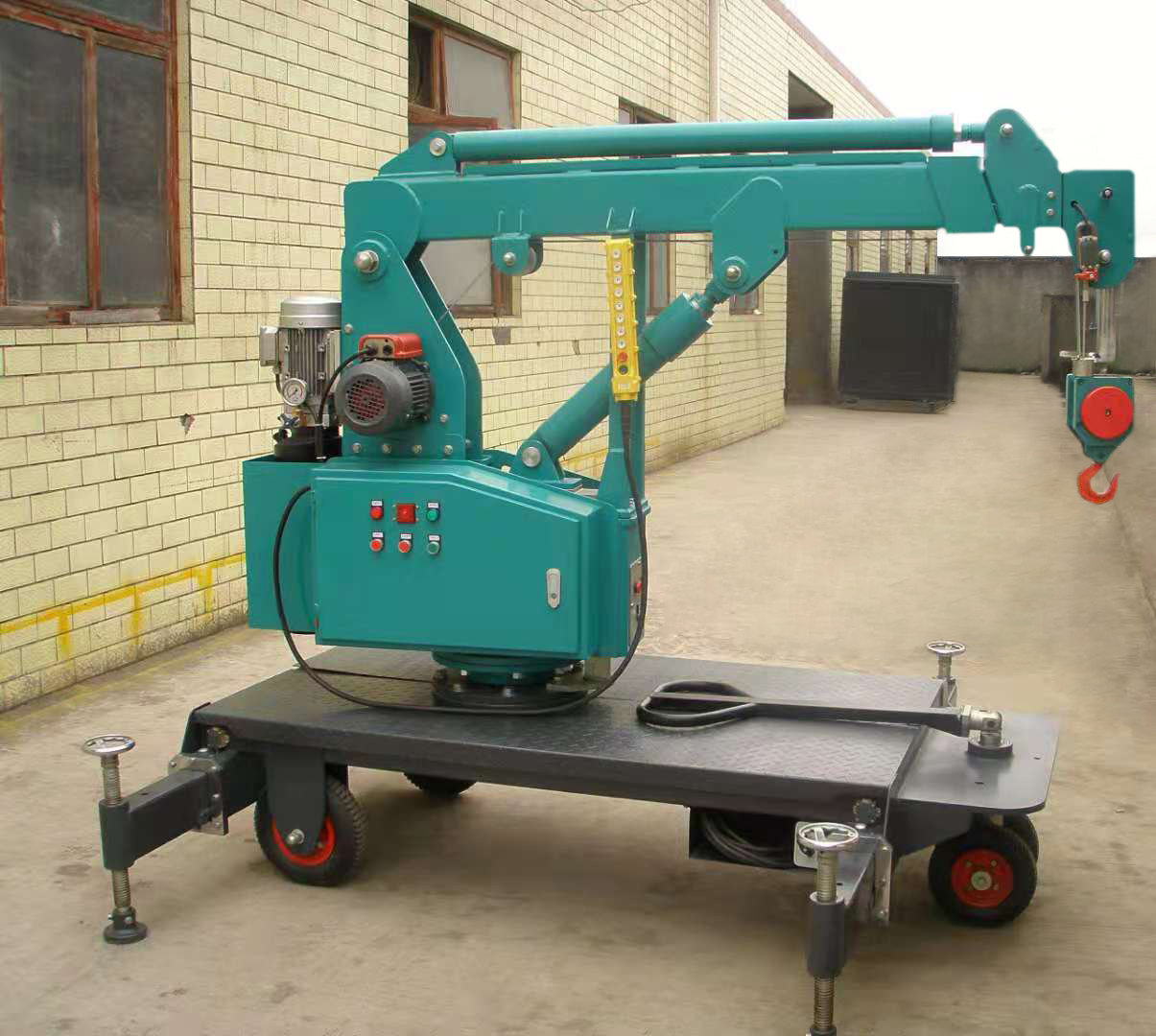 4、輕型移動式起重機.jpg